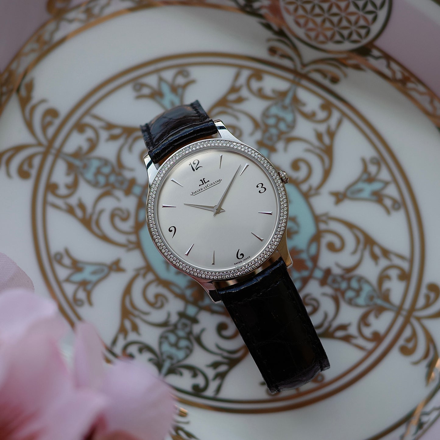 18K Jaeger-LeCoultre Master Control Watch