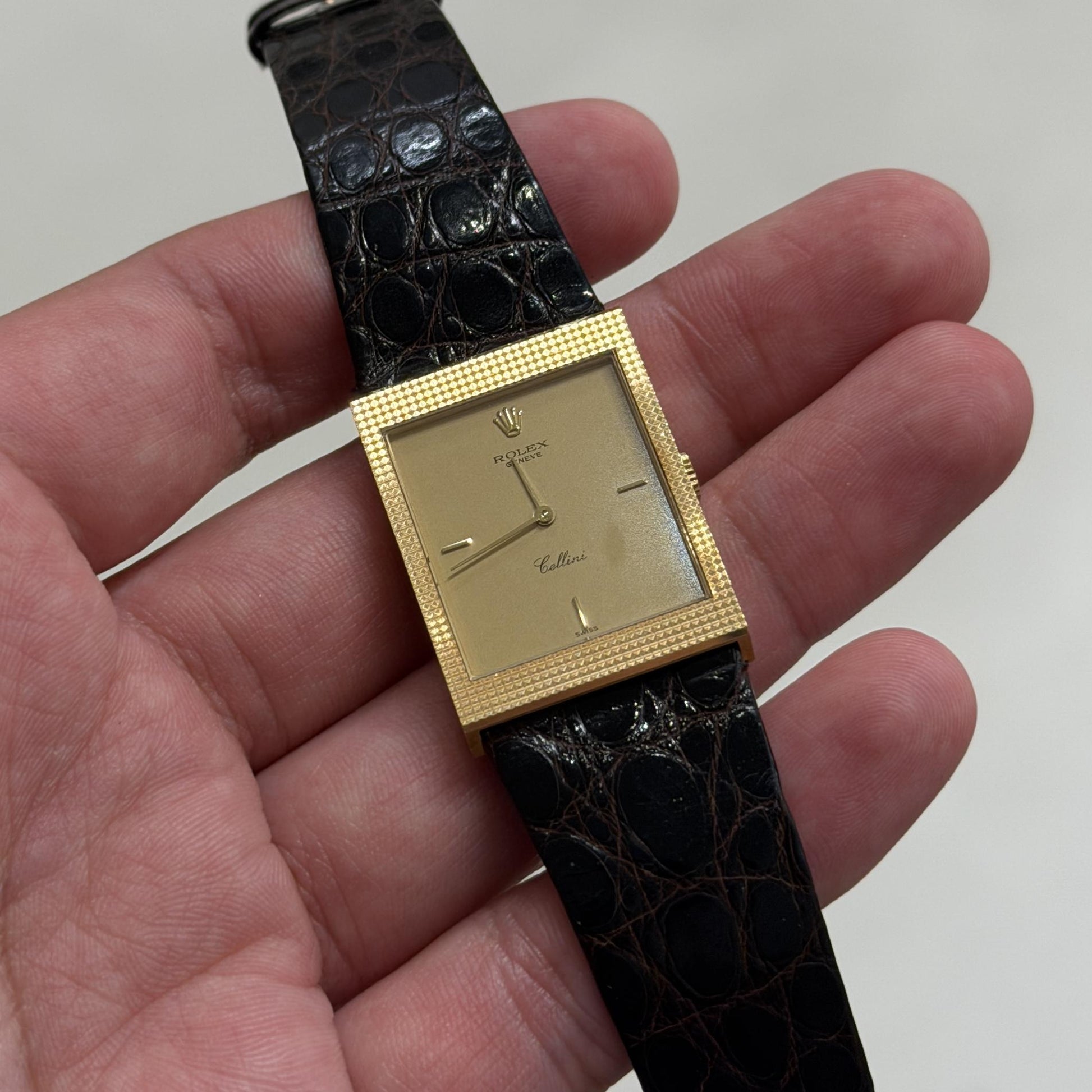 1996 18K Rolex Cellini 4127 Hobnail Full Set Watch