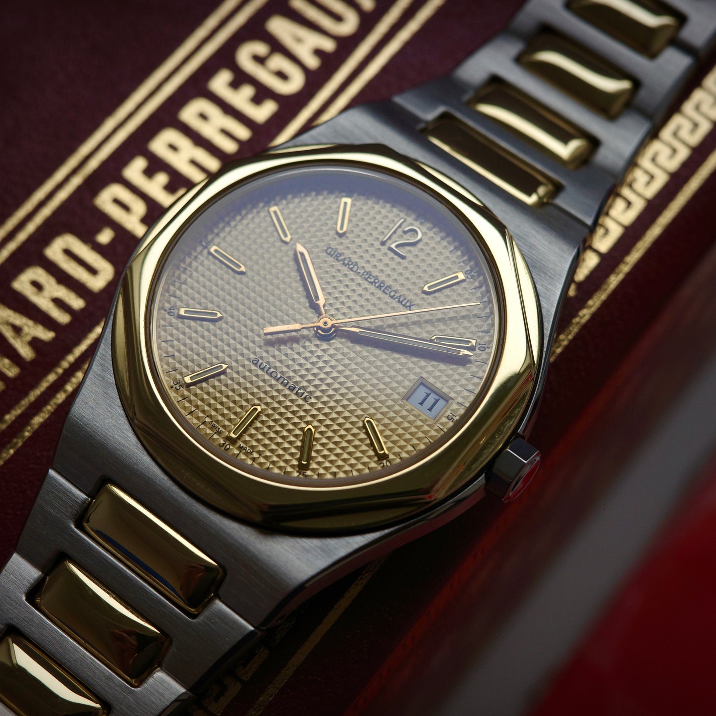 Girard-Perregaux Laureato Watch