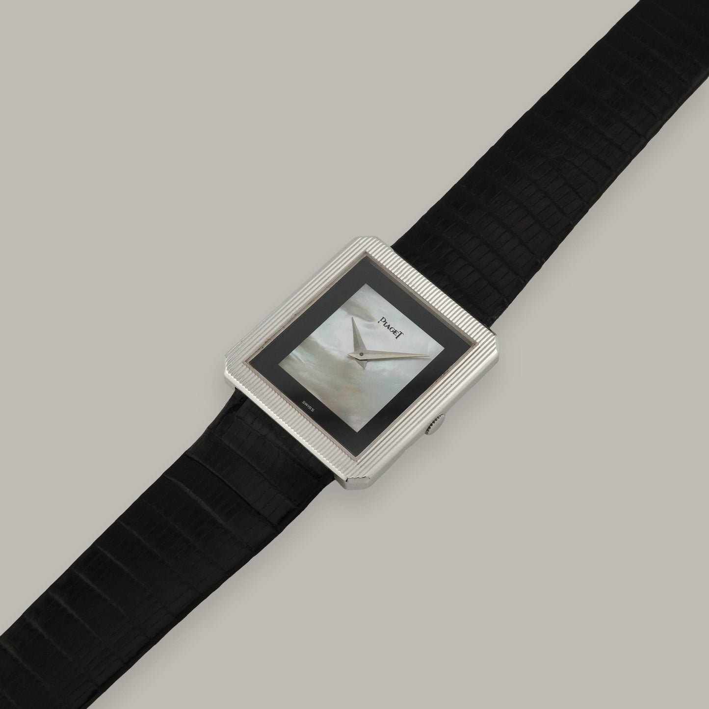 18K Piaget Protocole 9154 Mother of Pearl & Onyx Dial Watch