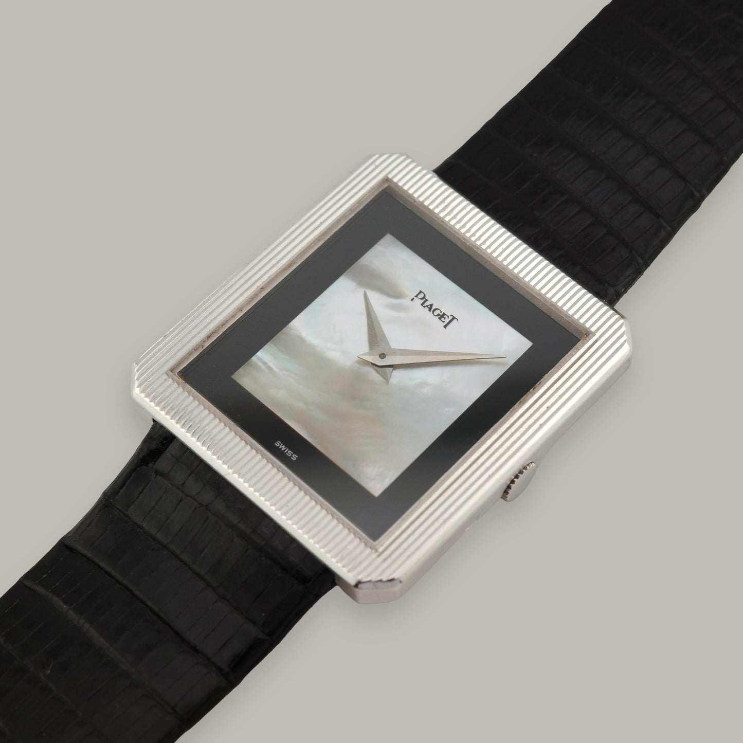 18K Piaget Protocole 9154 Mother of Pearl & Onyx Dial Watch