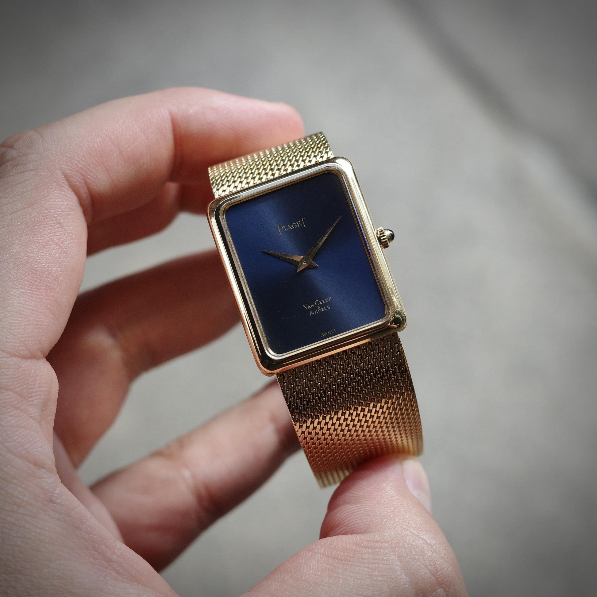 18K Piaget 9297K11 Retailed by Van Cleef & Arpels Blue Dial Watch