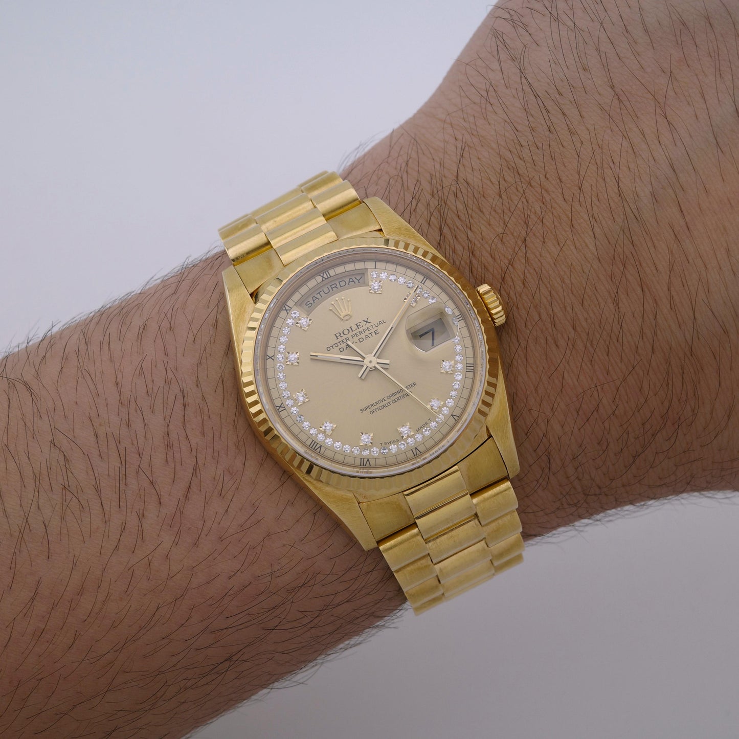 18K 1991 Rolex Day-Date 18238 36mm Diamond String Dial Watch