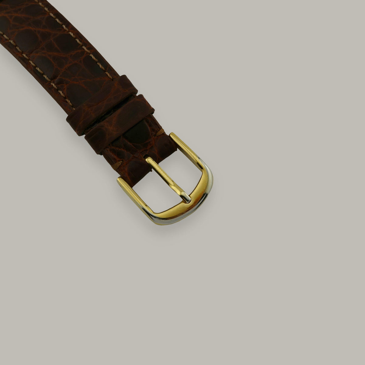 18K Corum Stepped Tank 3122856 Watch